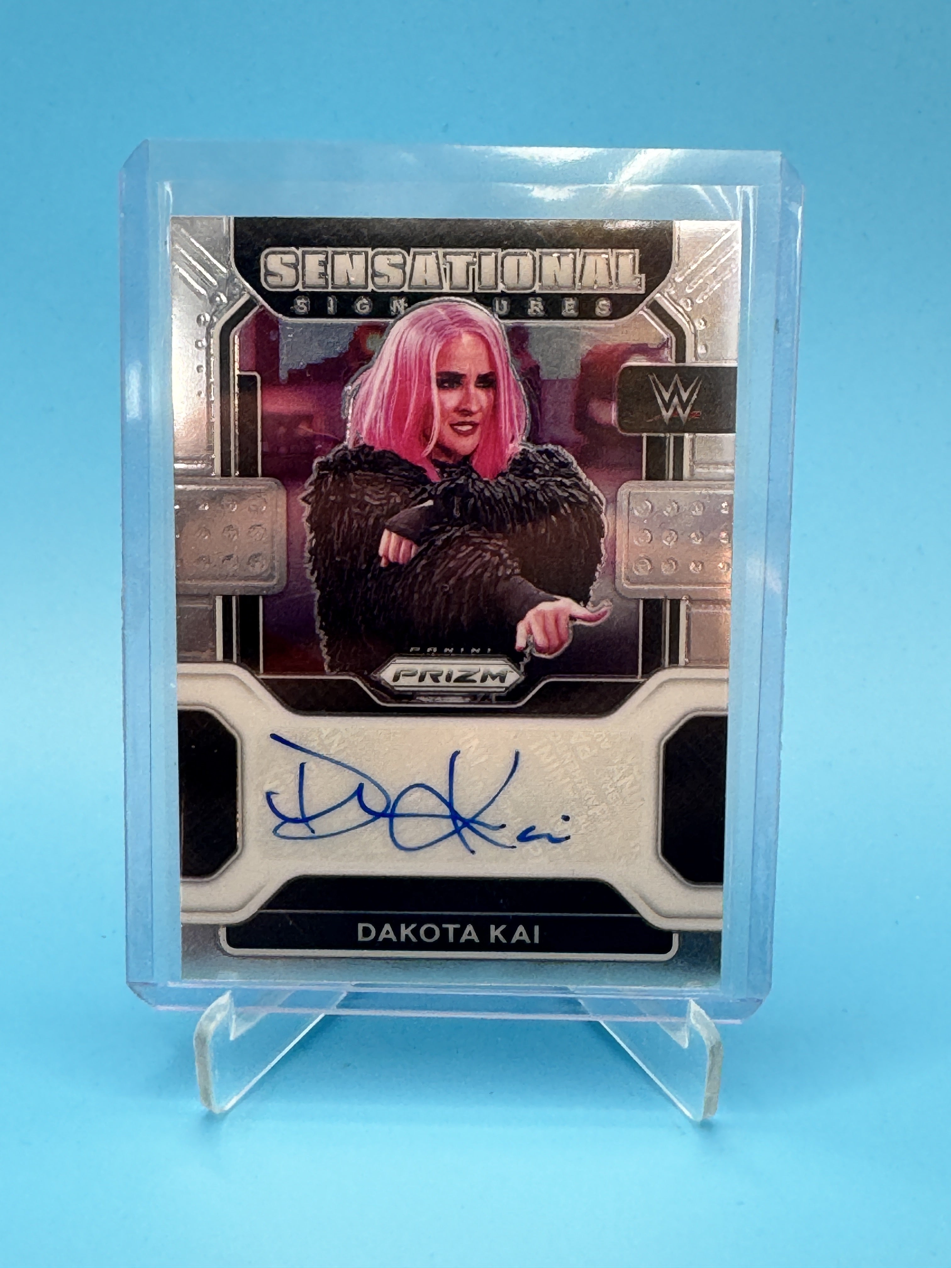 2022 Panini Prizm WWE #SS-DKI Dakota Kai Sensational Signatures