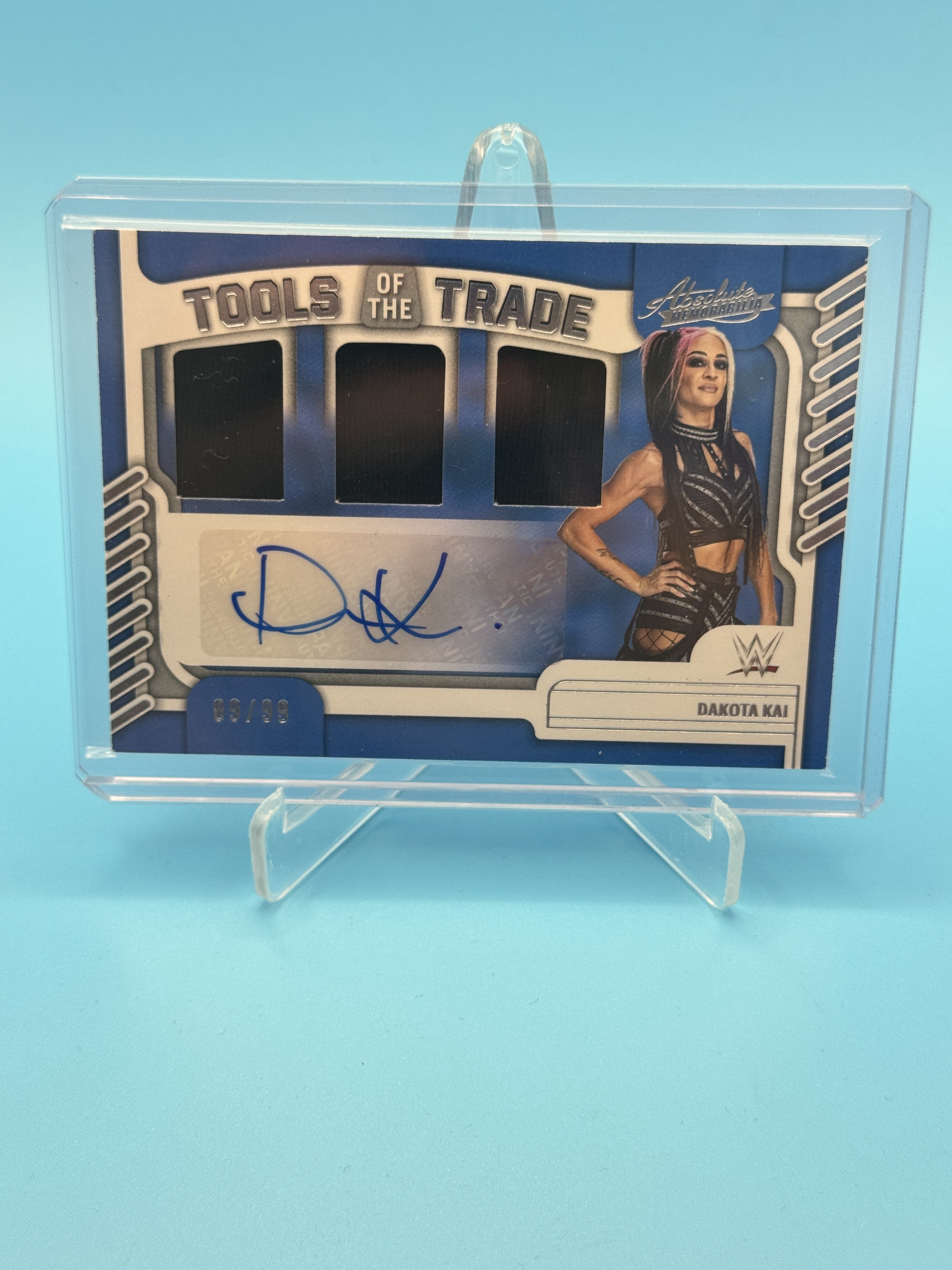 2023 Chronicles WWE #TOT-DKS Dakota Kai Absolute Tools of Trade Auto #/99