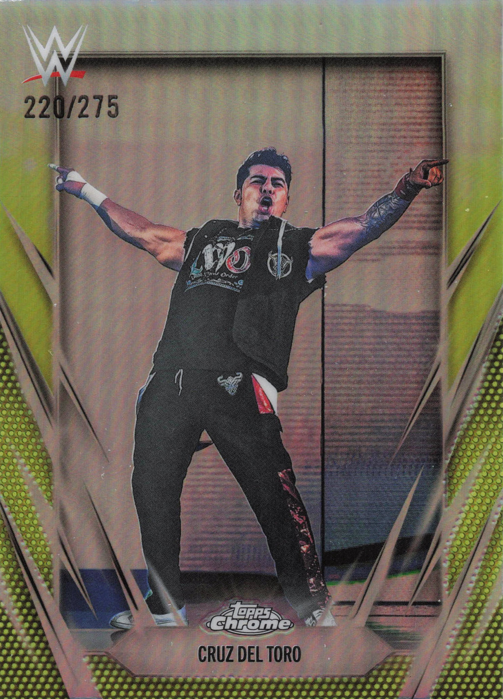 2026 Topps Chrome WWE #179 Cruz Del Toro Refractor