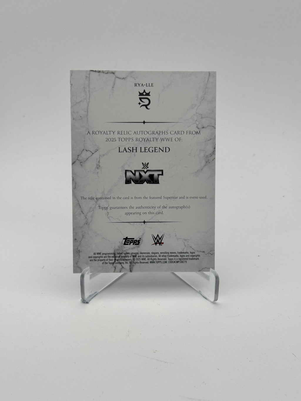 2025 Topps Royalty WWE #RYA-LLE Lash Legend Royalty Relic Autographs Purple #/50