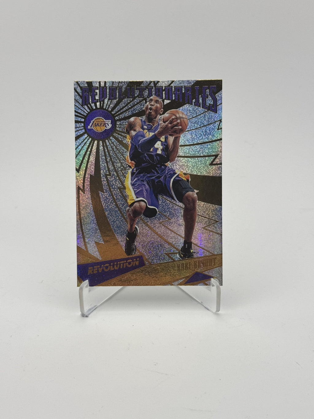 2016-17 Panini Revolution #16 Kobe Bryant Revolutionaries
