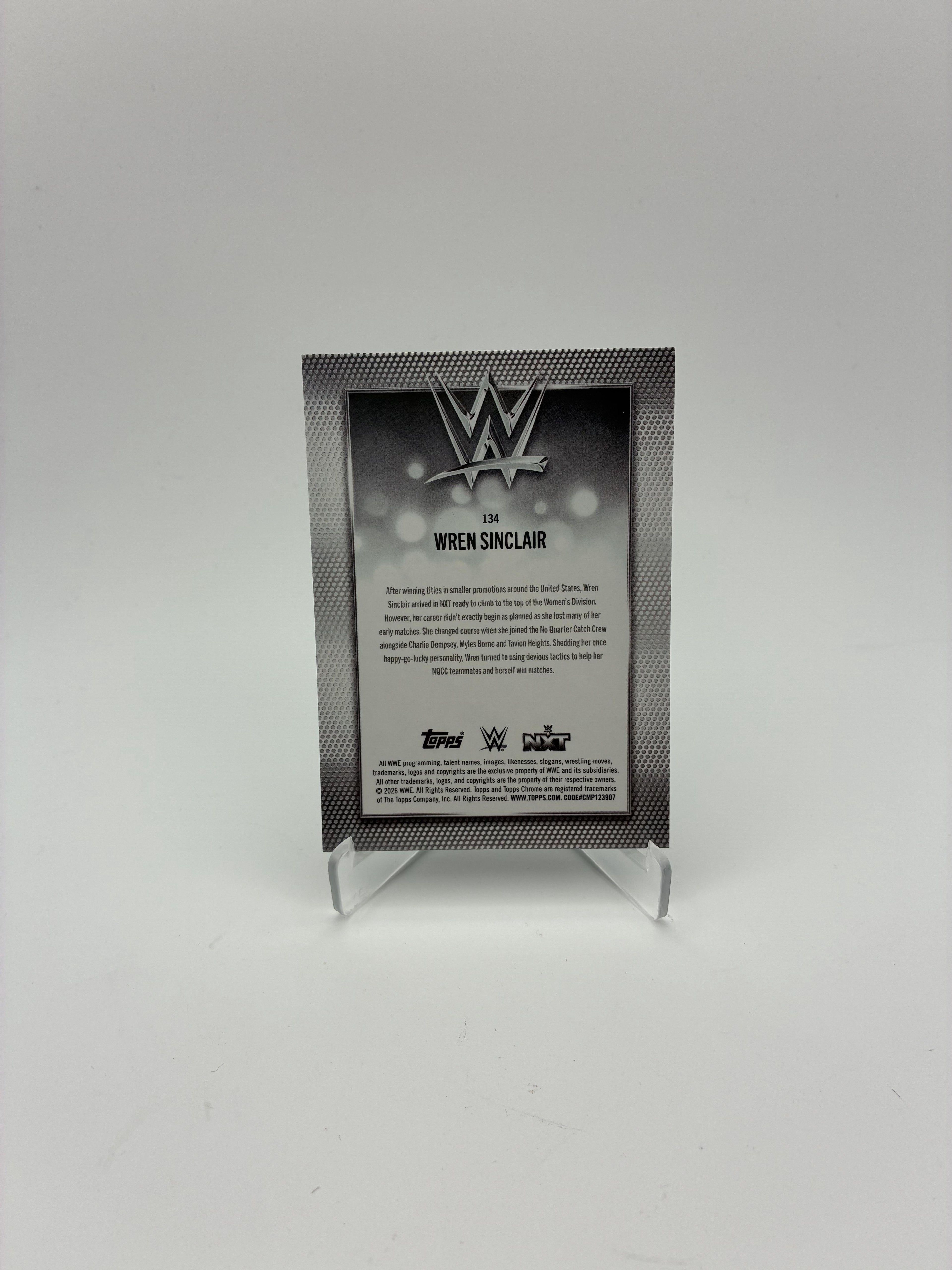2026 Topps Chrome WWE #134 Wren Sinclair Negative Refractor