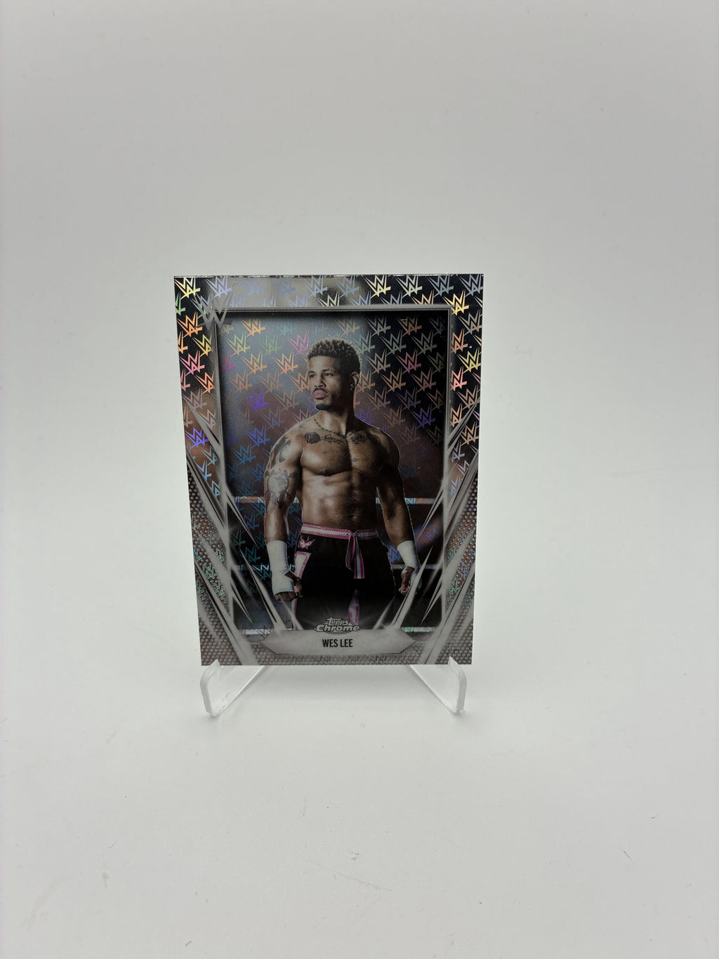 2026 Topps Chrome WWE #180 Wes Lee Logofractor