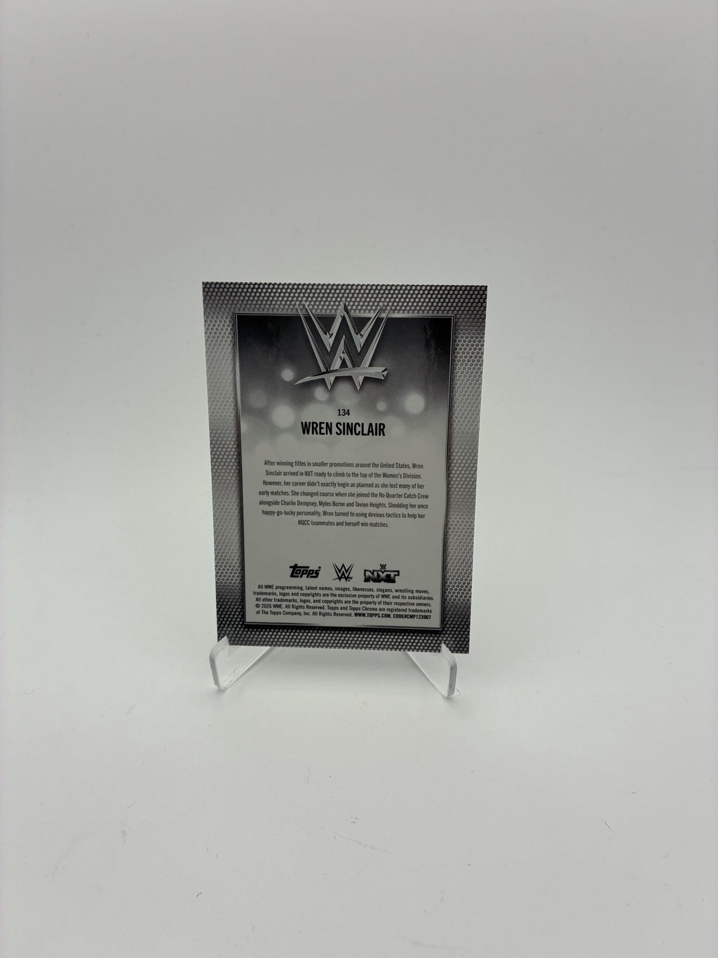 2026 Topps Chrome WWE #134 Wren Sinclair Gold Refractor #/50
