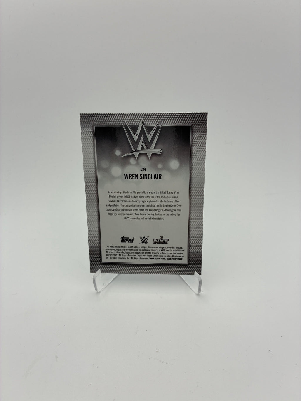 2026 Topps Chrome WWE #134 Wren Sinclair Blue Geometric Refractor #/150