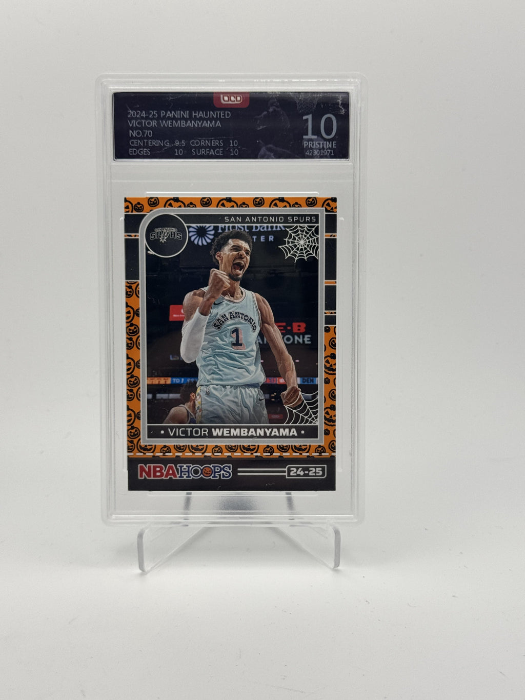 2024-25 Hoops Haunted Hoops #70 Victor Wembanyama Orange OCD-10