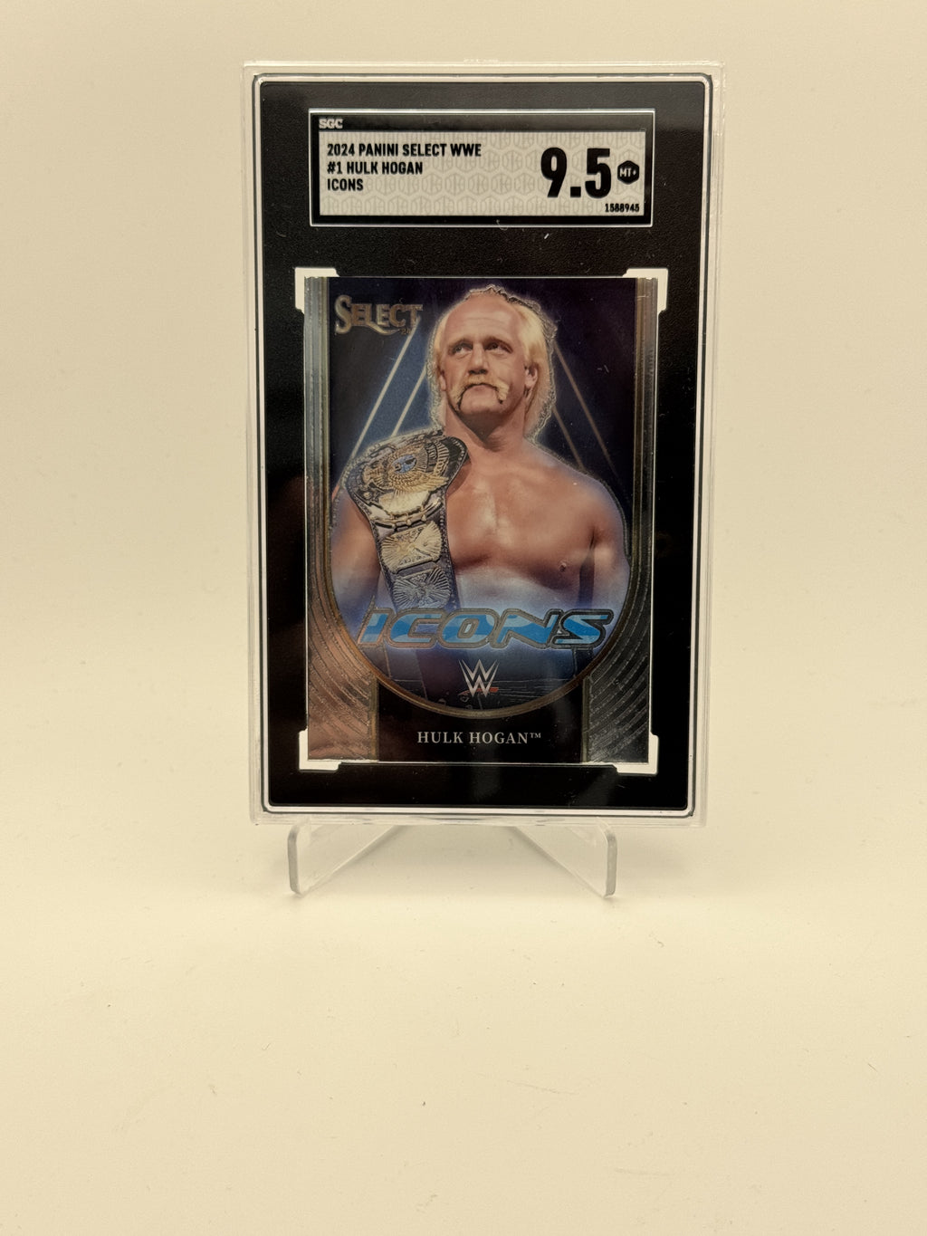 2024 Panini Select WWE #1 Hulk Hogan Icons SGC 9.5
