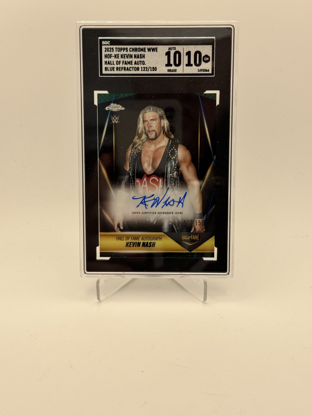 2025 Topps Chrome WWE Kevin Nash Hall of Fame Autographs Blue Refractor SGC 10