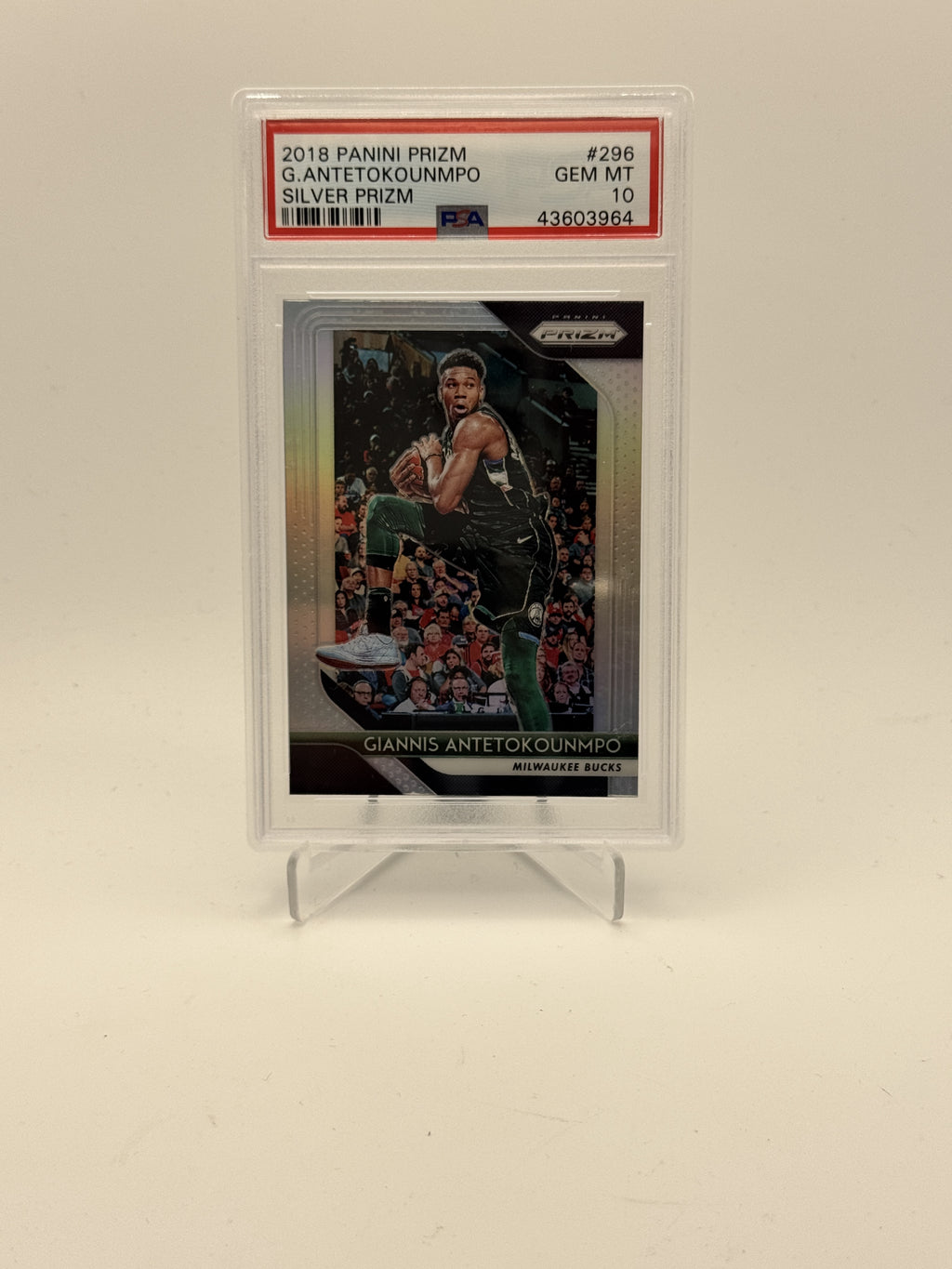 2018 Panini Prizm #296 G.Antetokounmpo Silver Prizm PSA 10