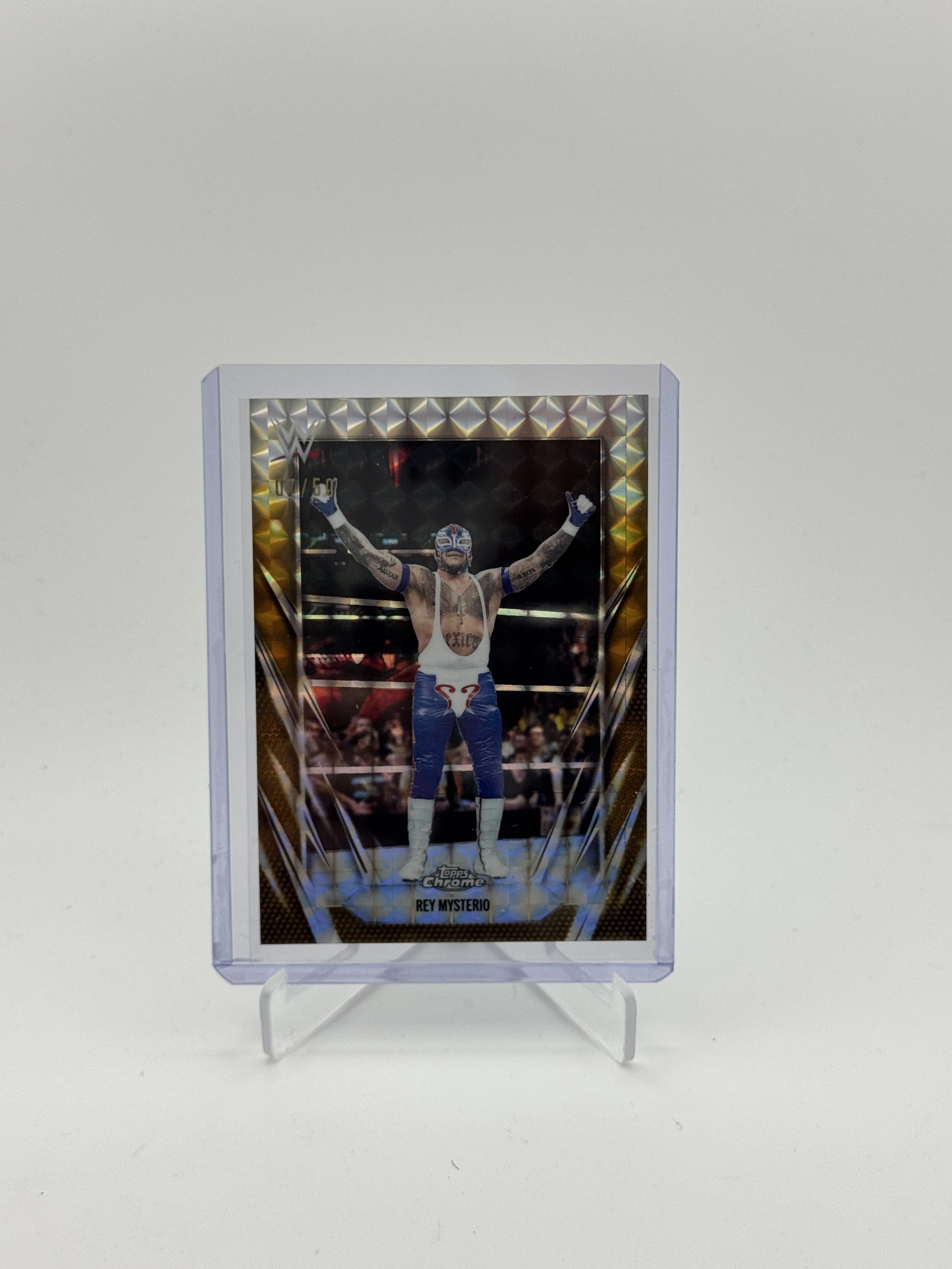 2026 Topps Chrome WWE #97 Rey Mysterio Gold Refractor #/50