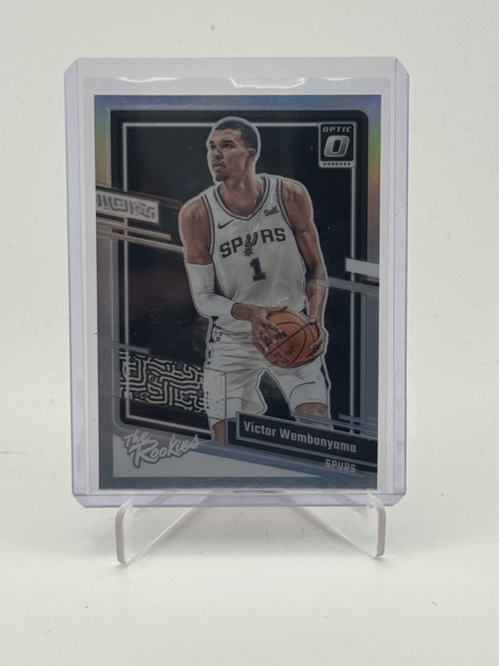 2023-24 Donruss Optic #4 Victor Wembanyama The Rookies Holo