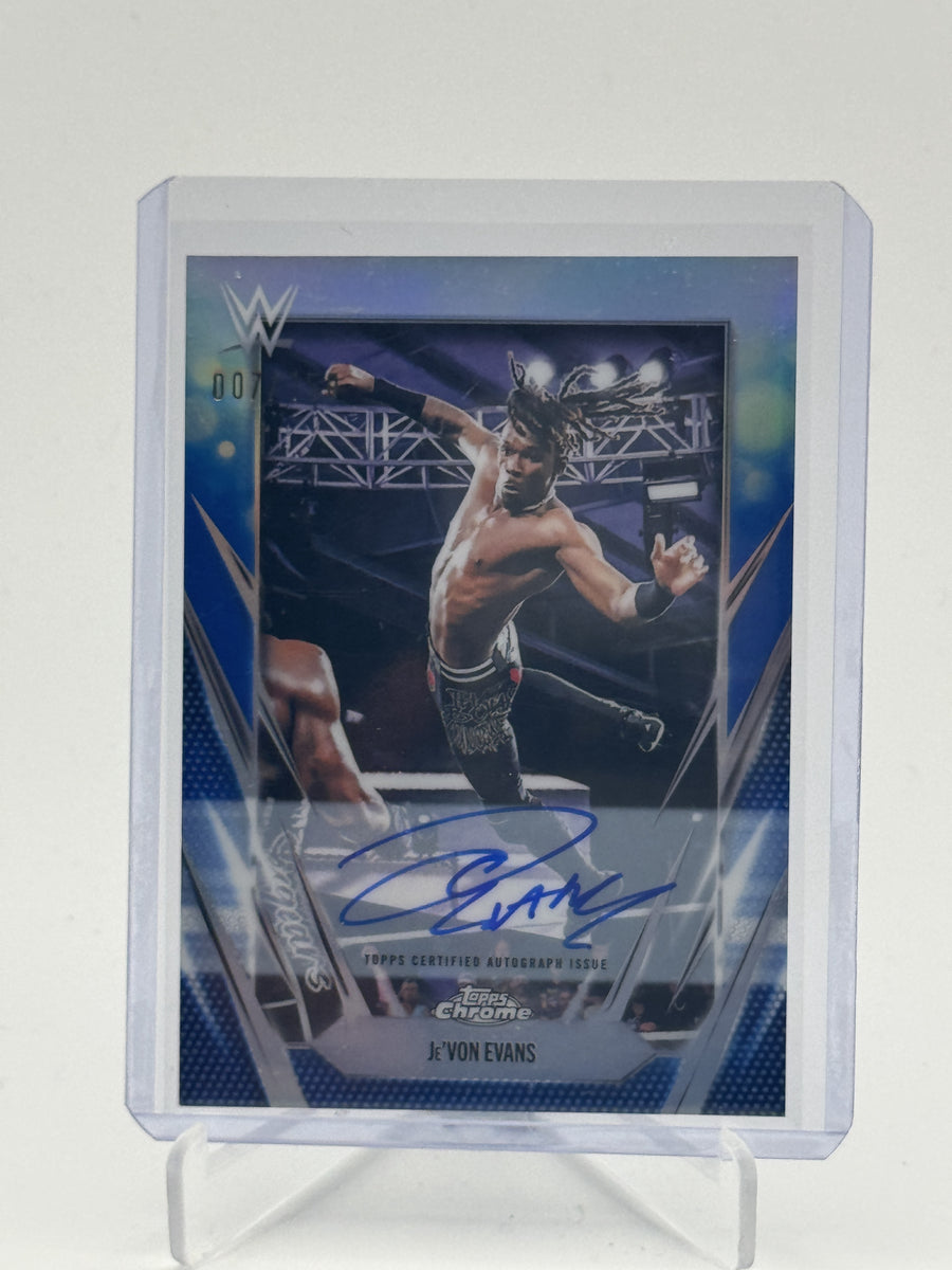 2026 Topps Chrome WWE #186 Je'Von Evans Blue Refractor Autograph #/150